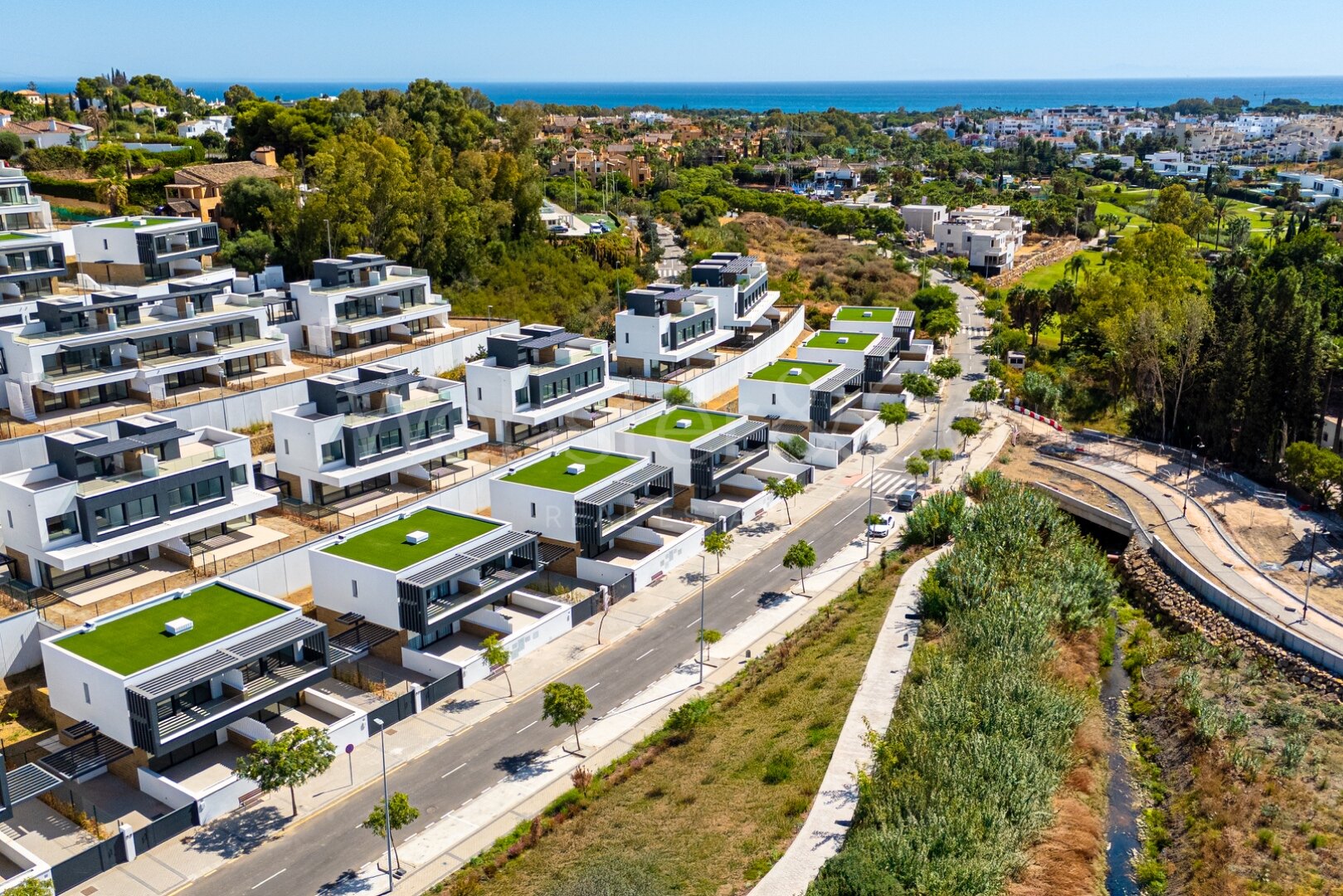 Townhouse Provence – Obra Nueva de Lujo en Atalaya