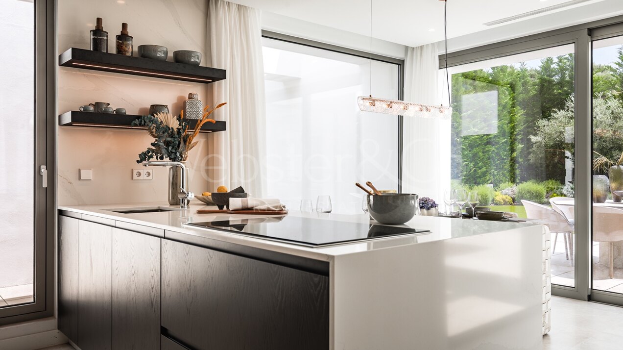 Villa Celeste - Serenity in El Paraiso, Estepona