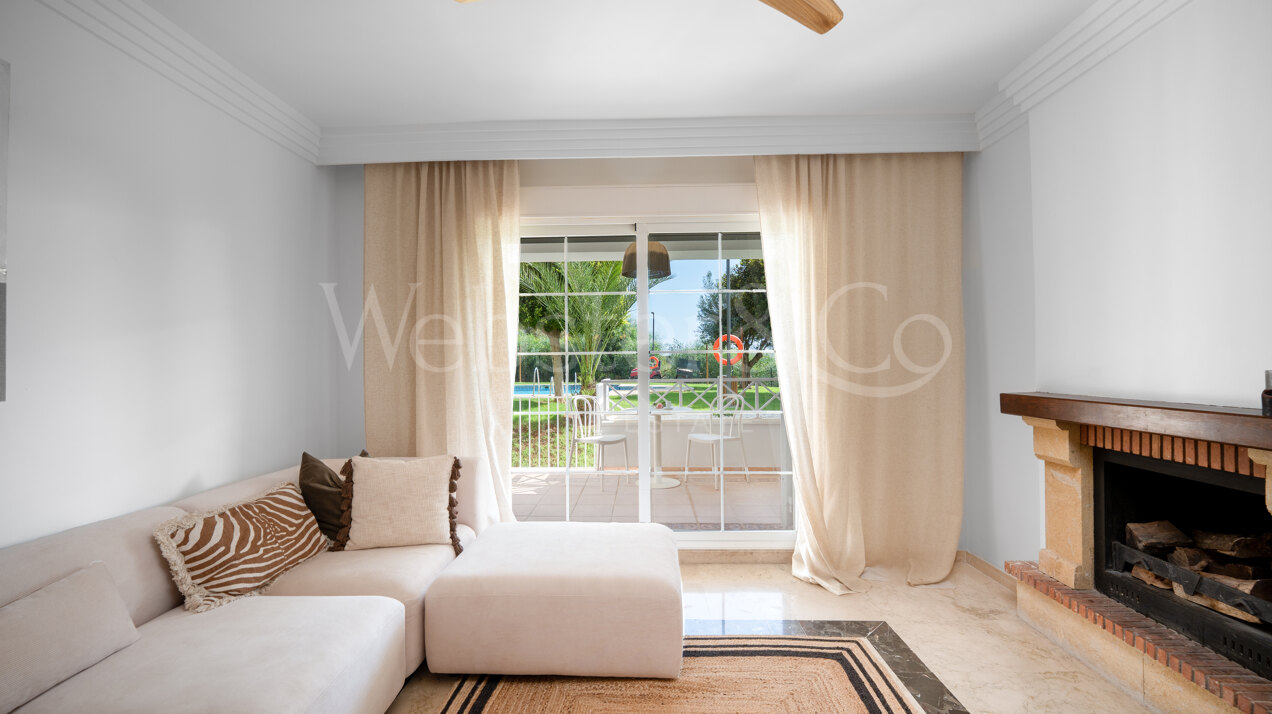 Apt Lomas del Rio - elegance surrounded by nature