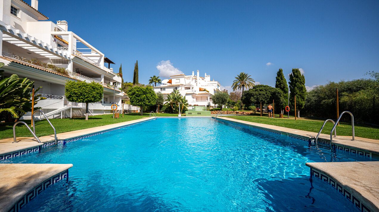 Apt Lomas del Rio - elegance surrounded by nature