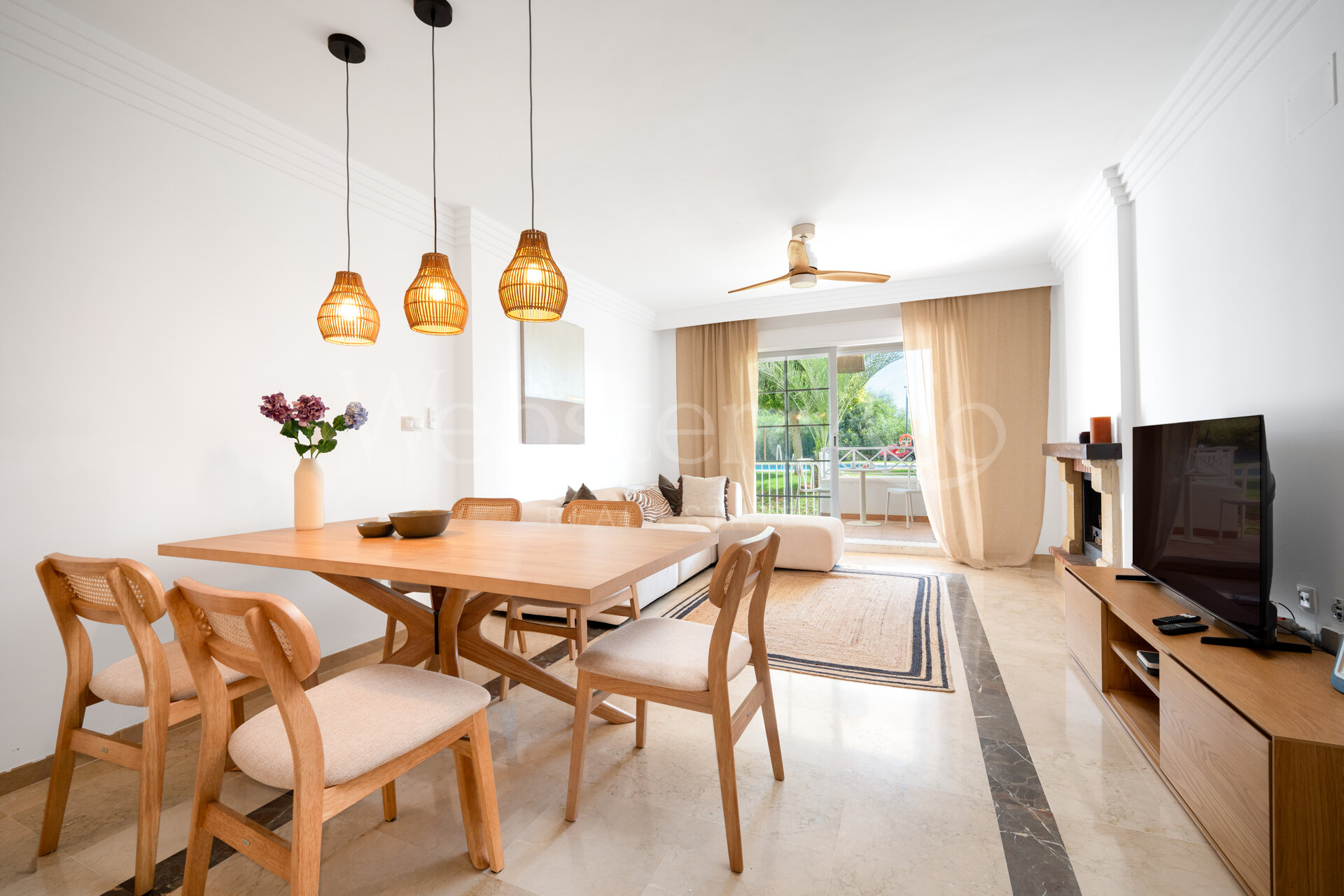 Apt Lomas del Rio - elegance surrounded by nature