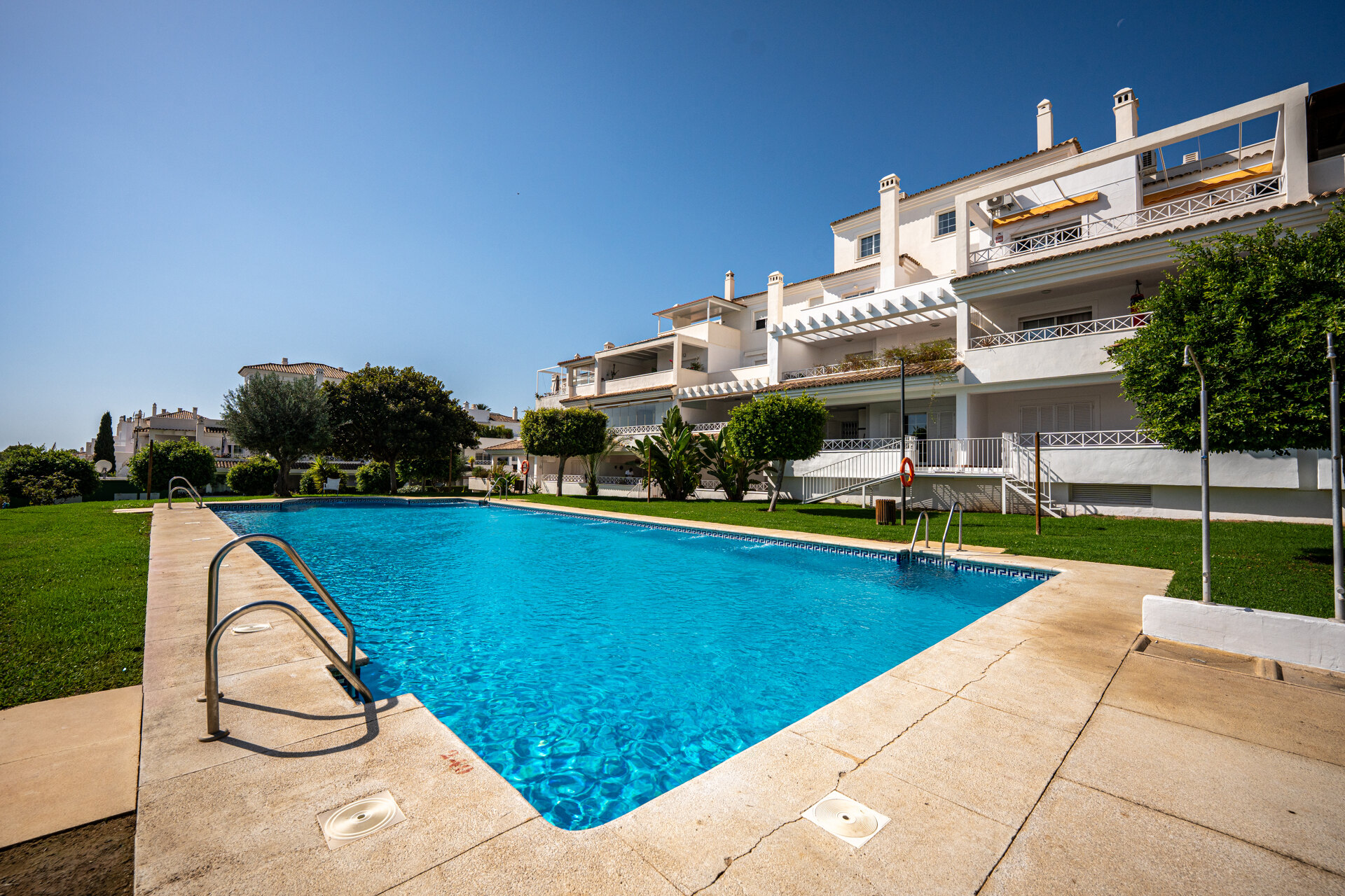 Apt Lomas del Rio - elegance surrounded by nature