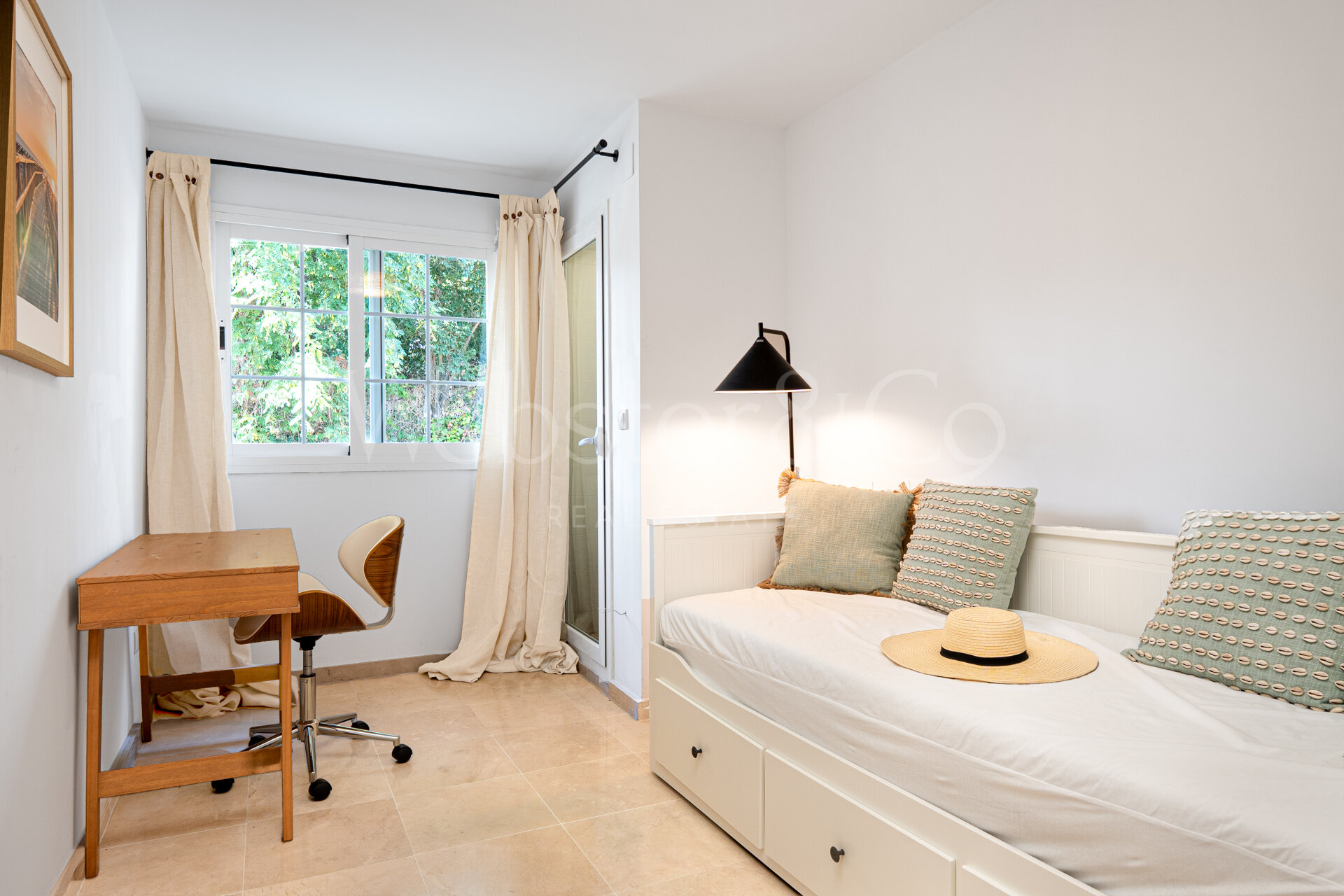 Apt Lomas del Rio - elegance surrounded by nature