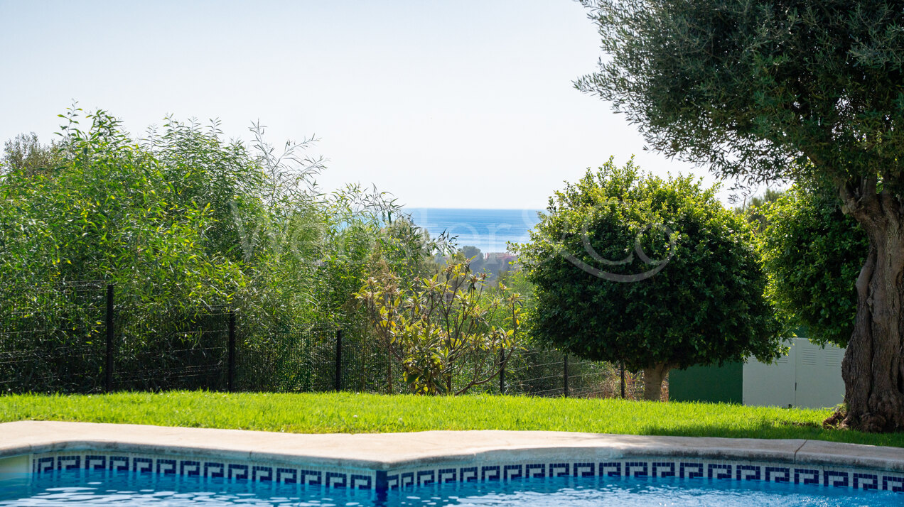 Apt Lomas del Rio - elegance surrounded by nature