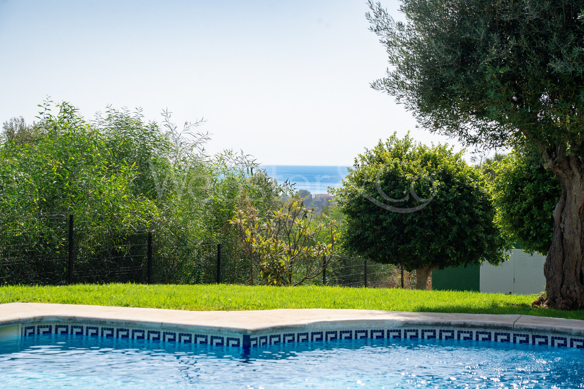 Apt Lomas del Rio - elegance surrounded by nature