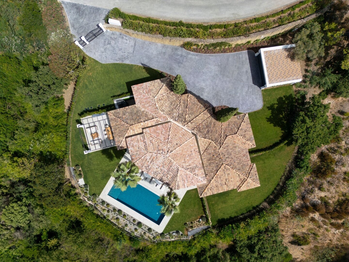 Villa Liora - Elegant Home in La Zagaleta