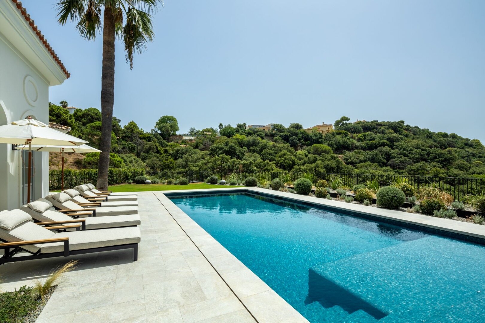 Villa Liora - Elegant Home in La Zagaleta
