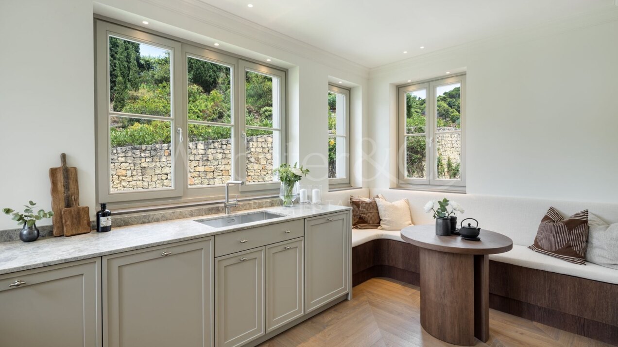 Villa Liora - Elegant Home in La Zagaleta