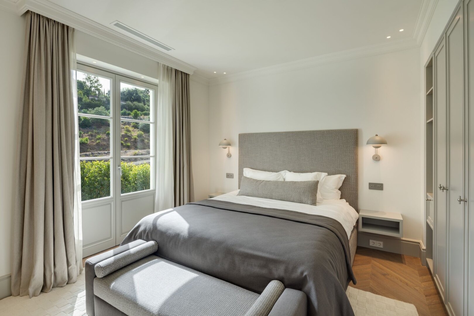 Villa Liora - Elegant Home in La Zagaleta