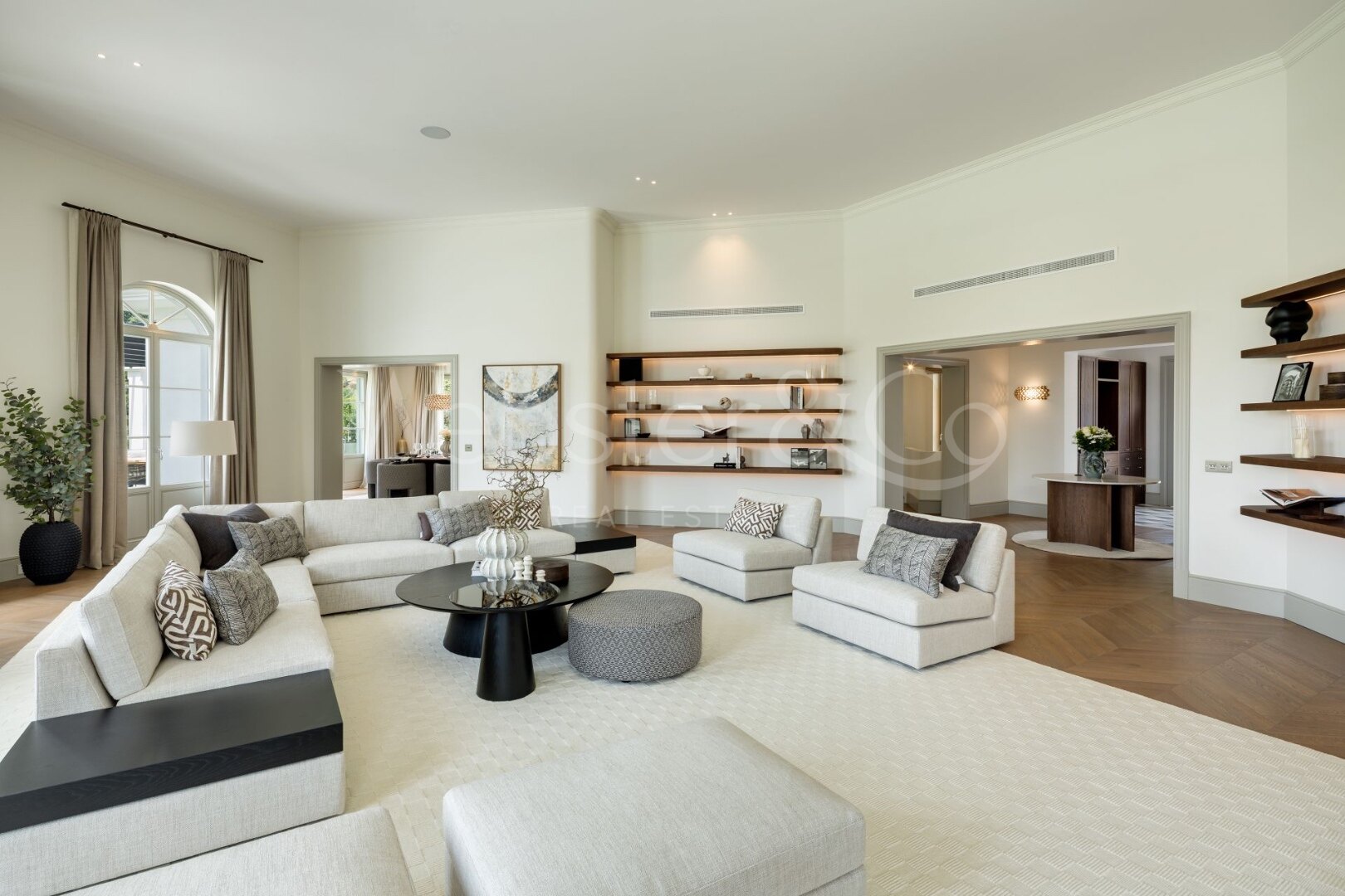 Villa Liora - Elegant Home in La Zagaleta