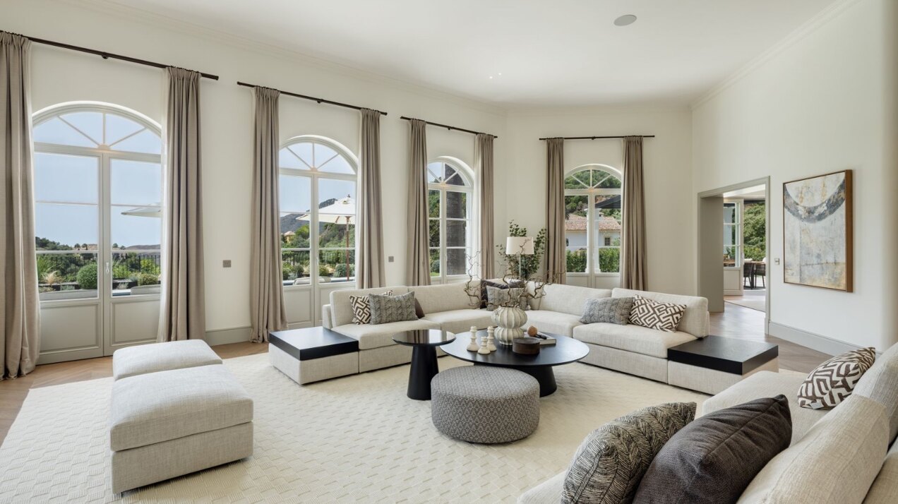 Villa Liora - Elegant Home in La Zagaleta