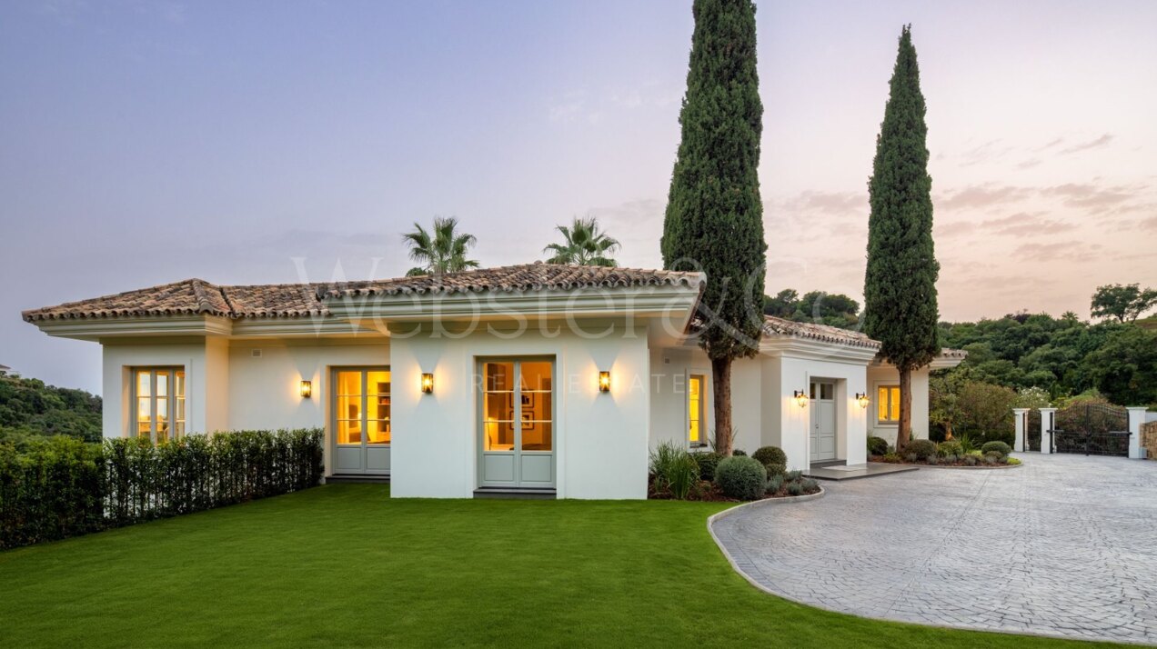 Villa Liora - Elegant Home in La Zagaleta