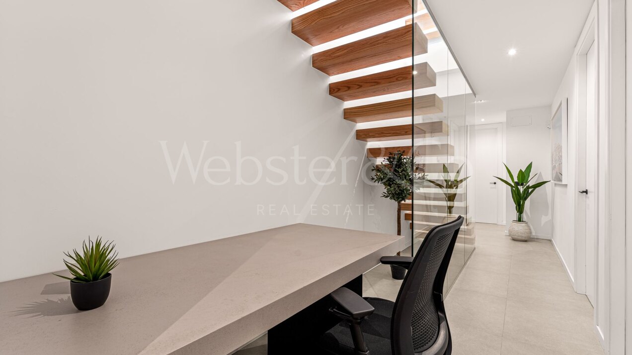 Villa Belle - Frontline Golf Home in El Paraiso