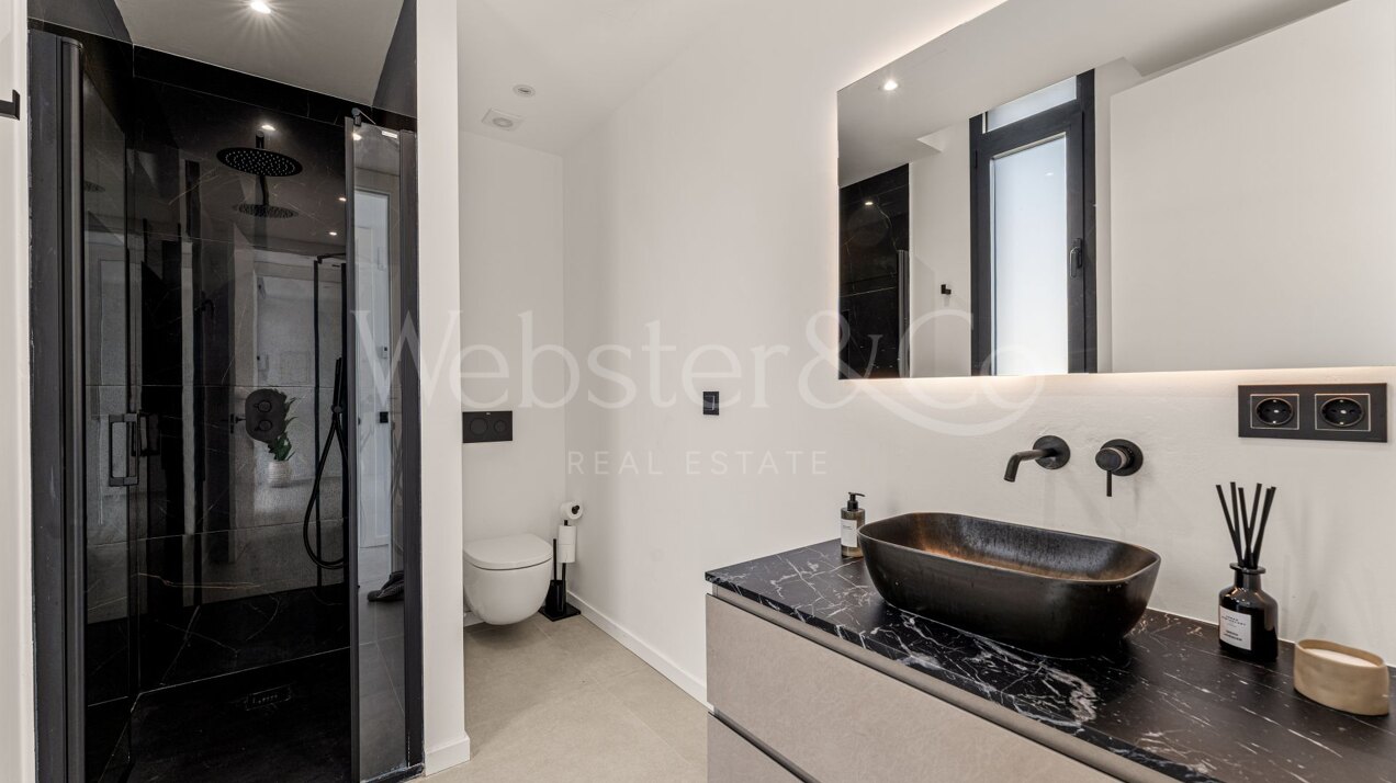 Villa Belle - Frontline Golf Home in El Paraiso