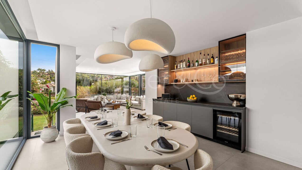 Villa Belle - Frontline Golf Home in El Paraiso