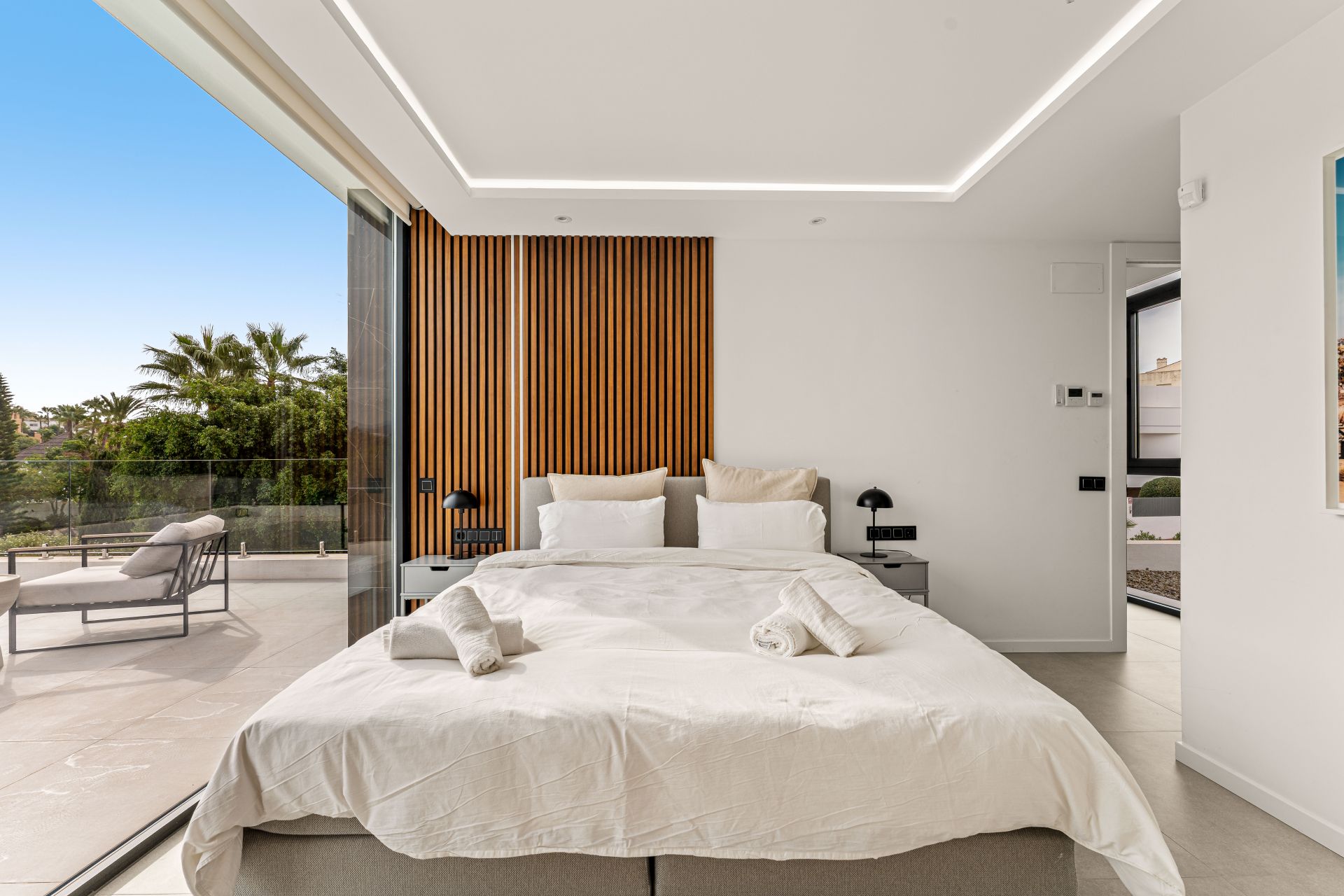 Villa Belle - Frontline Golf Home in El Paraiso
