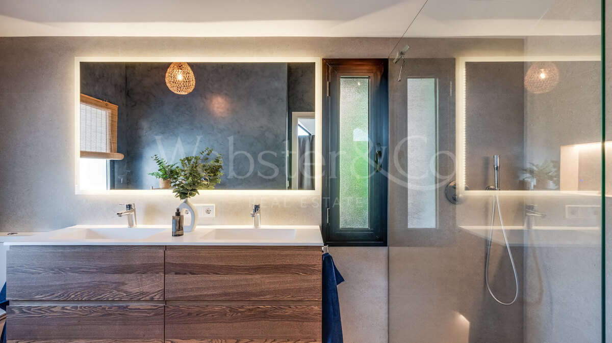 Villa Valley - Renovated Home in Golf Valley