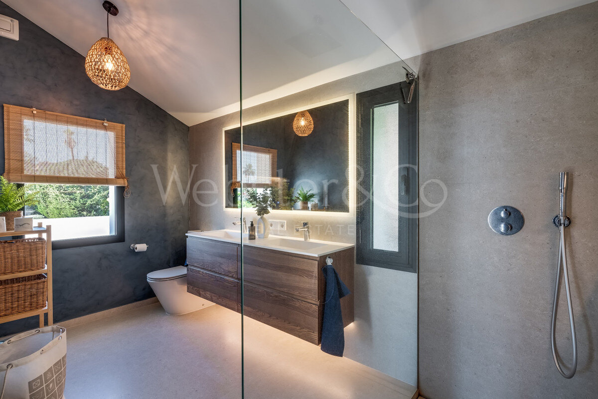 Villa Valley - Renovated Home in Golf Valley