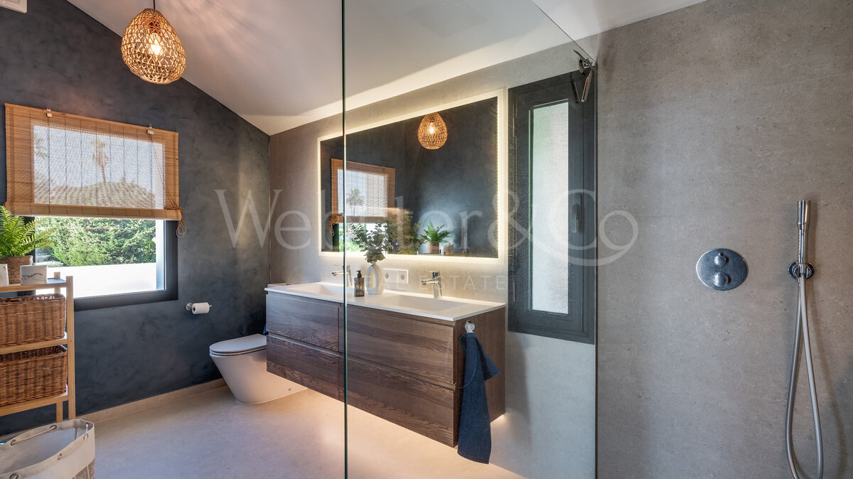 Villa Valley - Renovated Home in Golf Valley