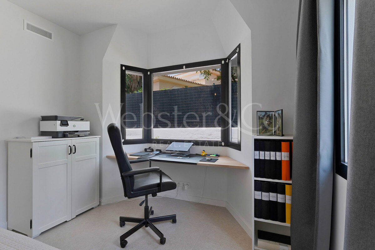 Villa Valley - Renovated Home in Golf Valley