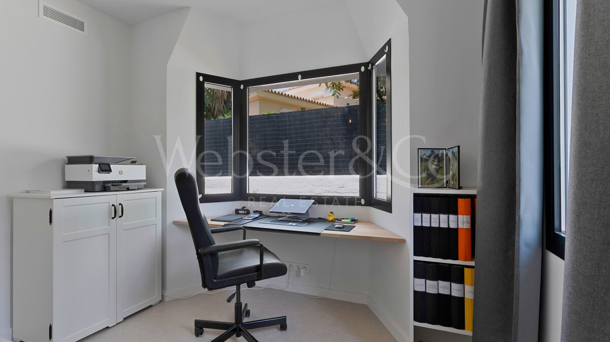 Villa Valley - Renovated Home in Golf Valley