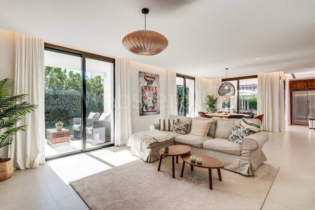 Villa Valley - Renovated Home in Golf Valley