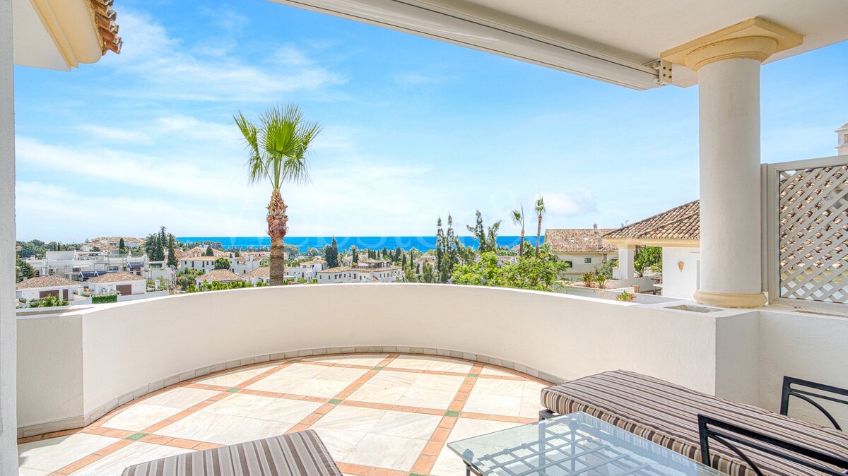 Penthouse Monte - Andalucian Luxury in Marbella