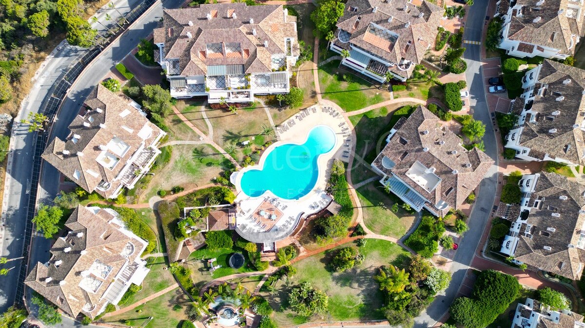 Penthouse Monte - Andalucian Luxury in Marbella