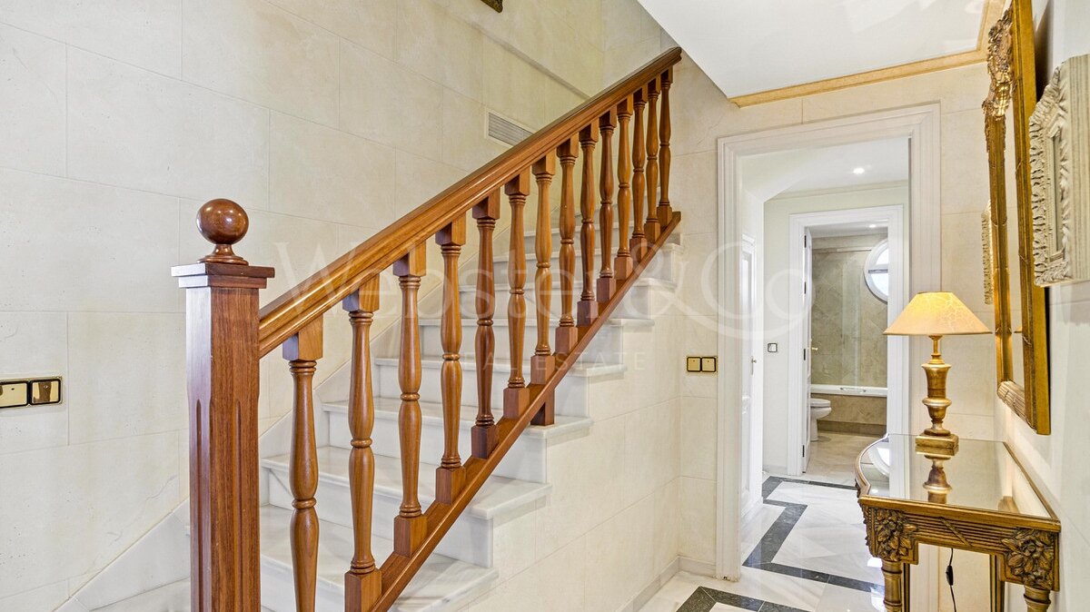 Penthouse Monte - Andalucian Luxury in Marbella