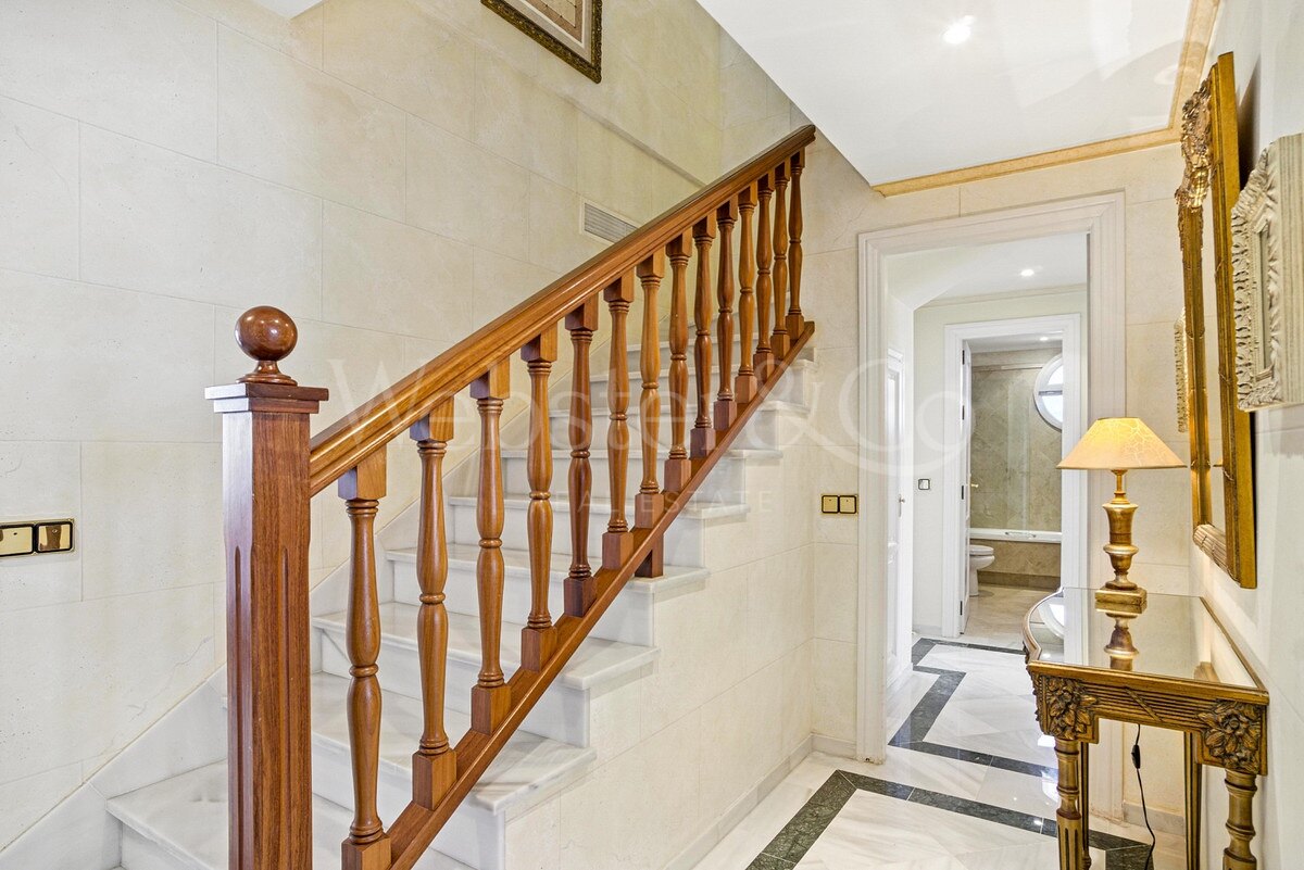 Penthouse Monte - Andalucian Luxury in Marbella