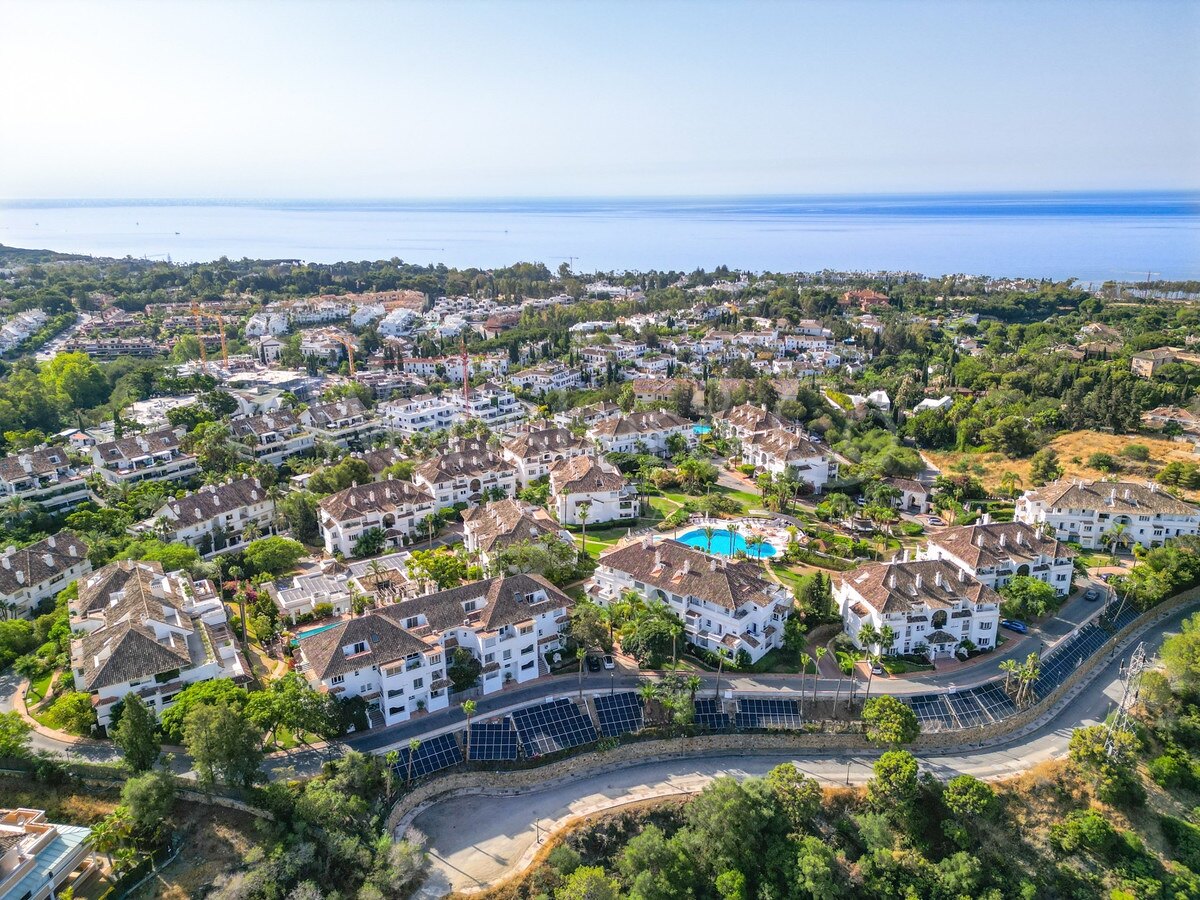 Penthouse Monte - Andalucian Luxury in Marbella