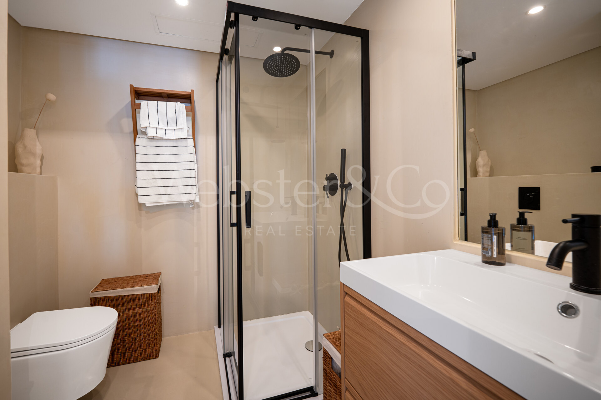 Penthouse Belita - Impressive Duplex in Rio Real