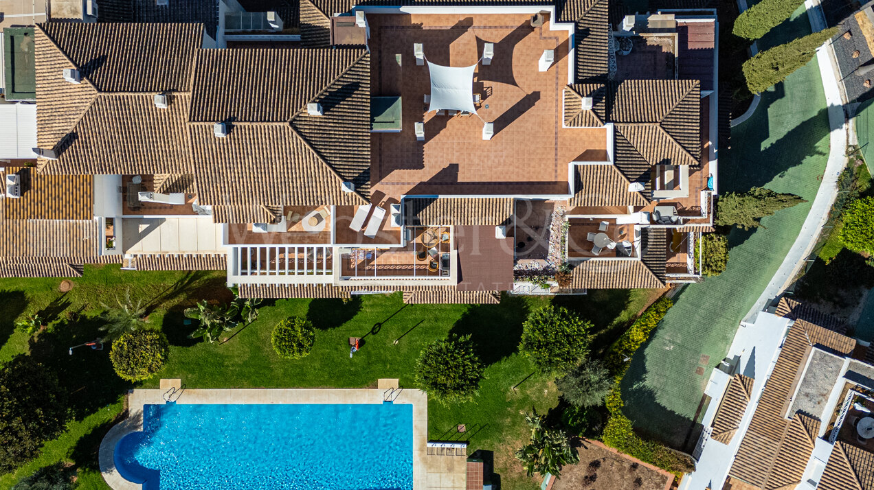 Penthouse Belita - Impressive Duplex in Rio Real