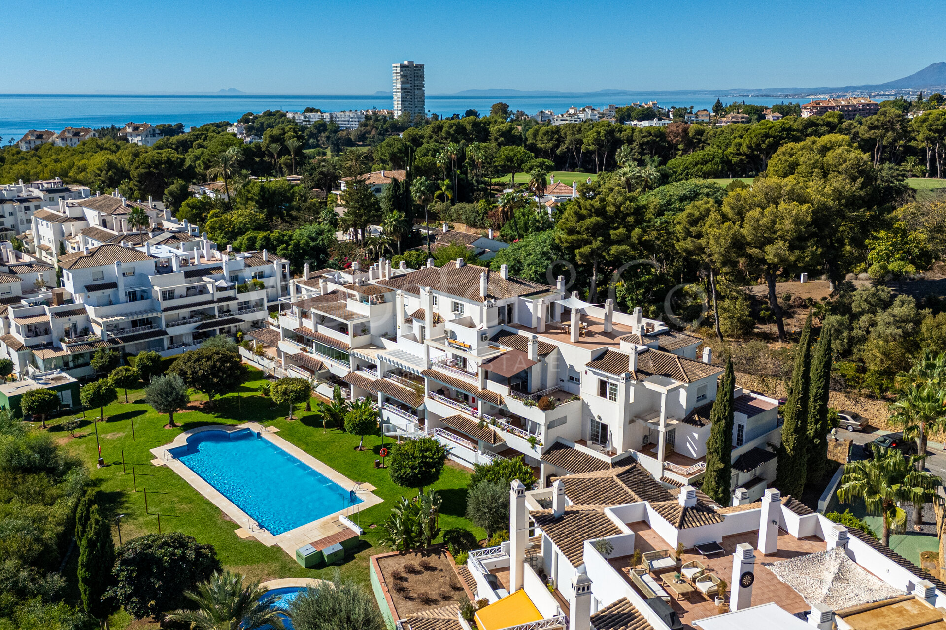 Penthouse Belita - Impressive Duplex in Rio Real