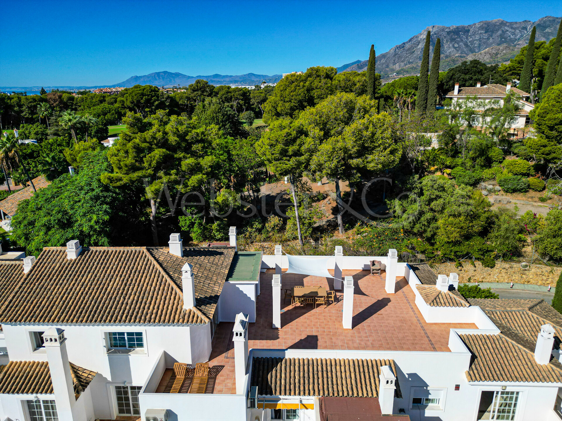 Penthouse Belita - Impressive Duplex in Rio Real