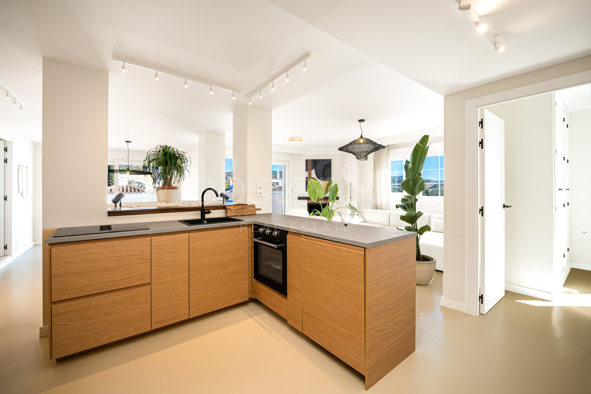 Penthouse Belita - Impressive Duplex in Rio Real