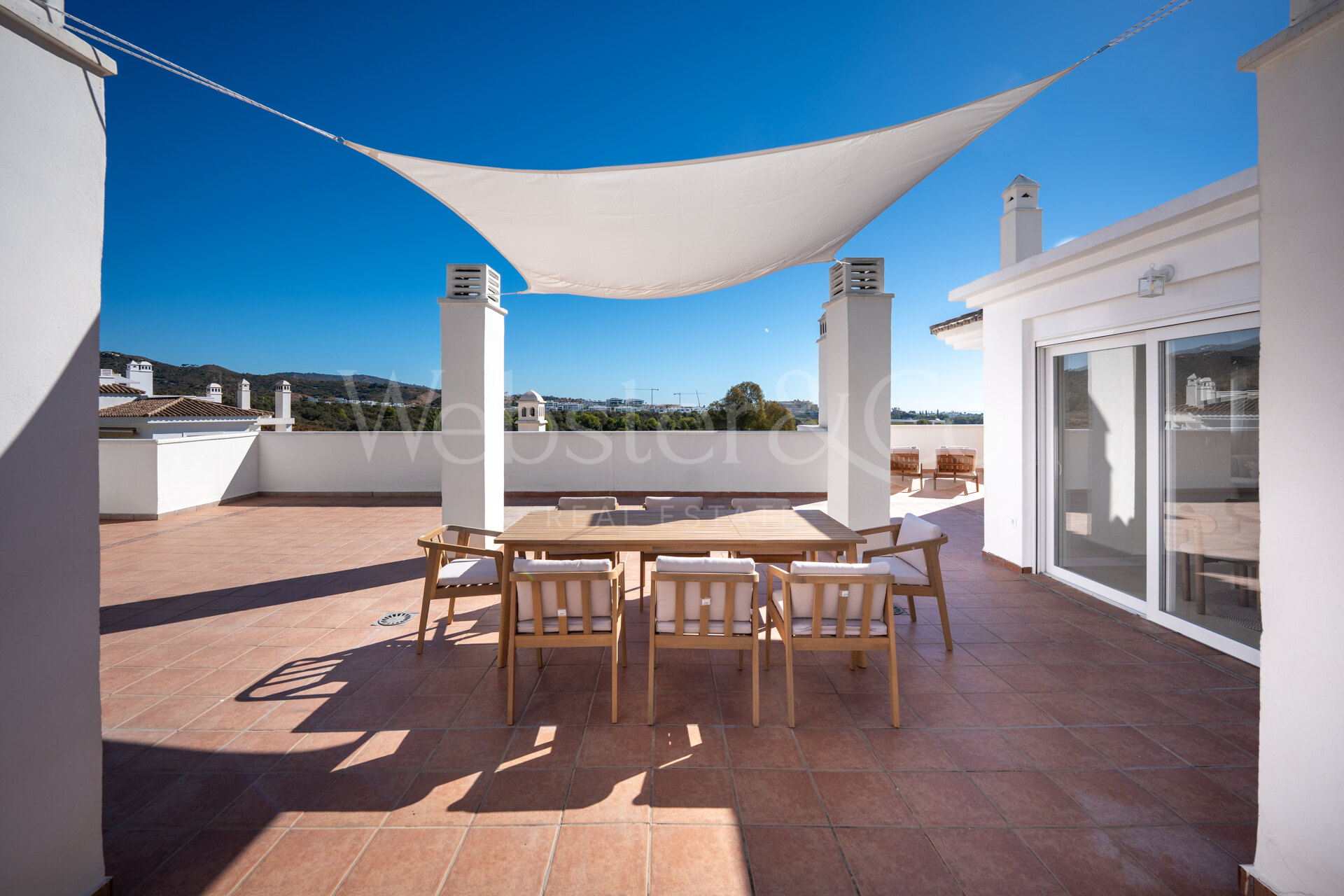 Penthouse Belita - Impressive Duplex in Rio Real