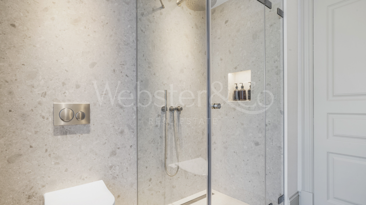 Villa Oasis - French Architecture in Golf Valley