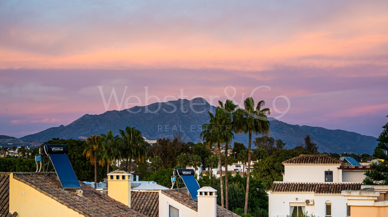 Villa Acqua - Beachside Luxury, The New Golden Mile