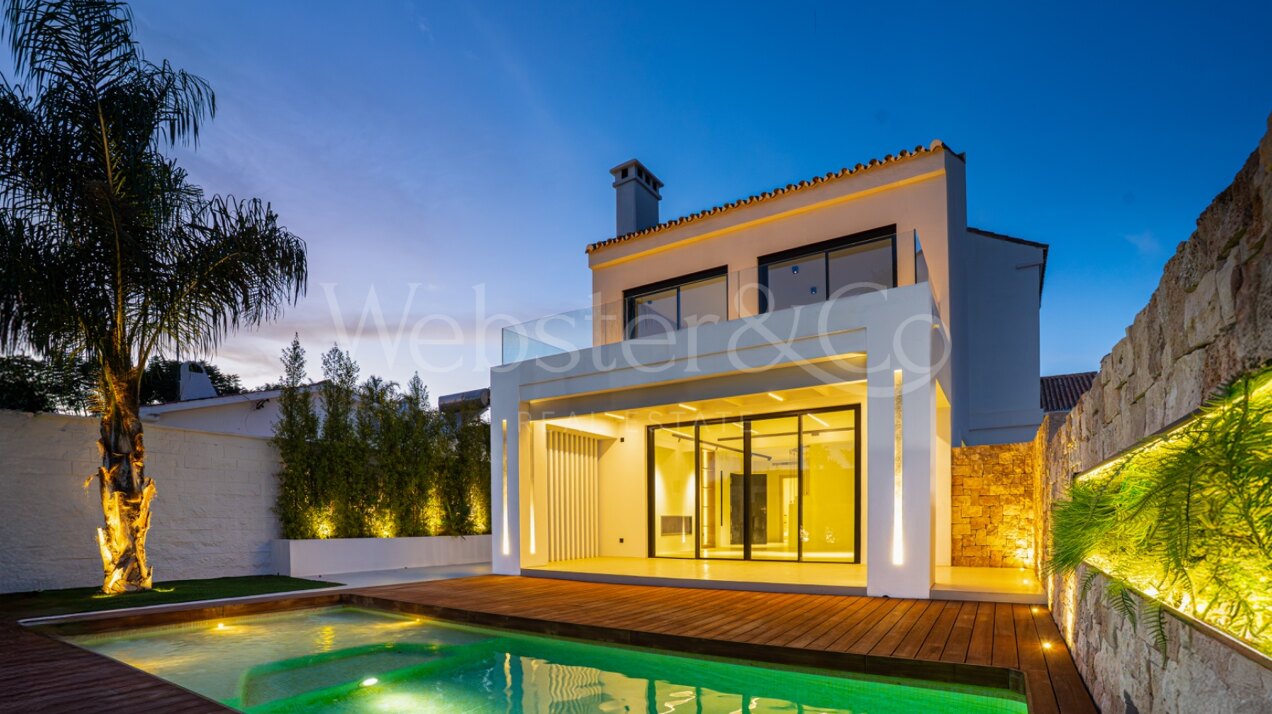 Villa Acqua - Beachside Luxury, The New Golden Mile