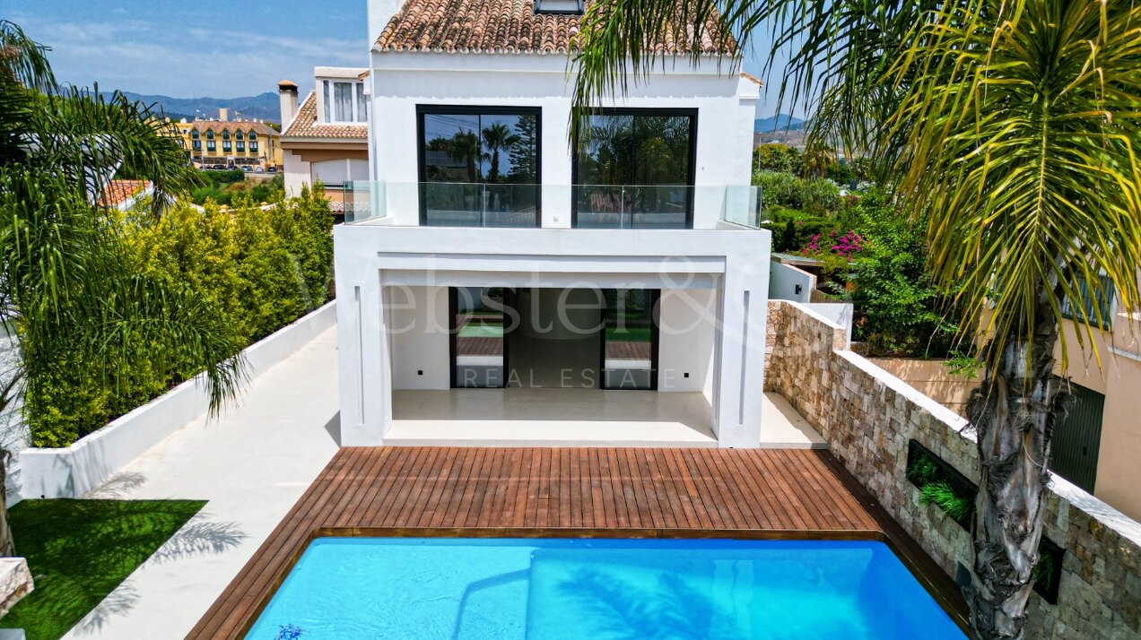 Villa Acqua - Beachside Luxury, The New Golden Mile