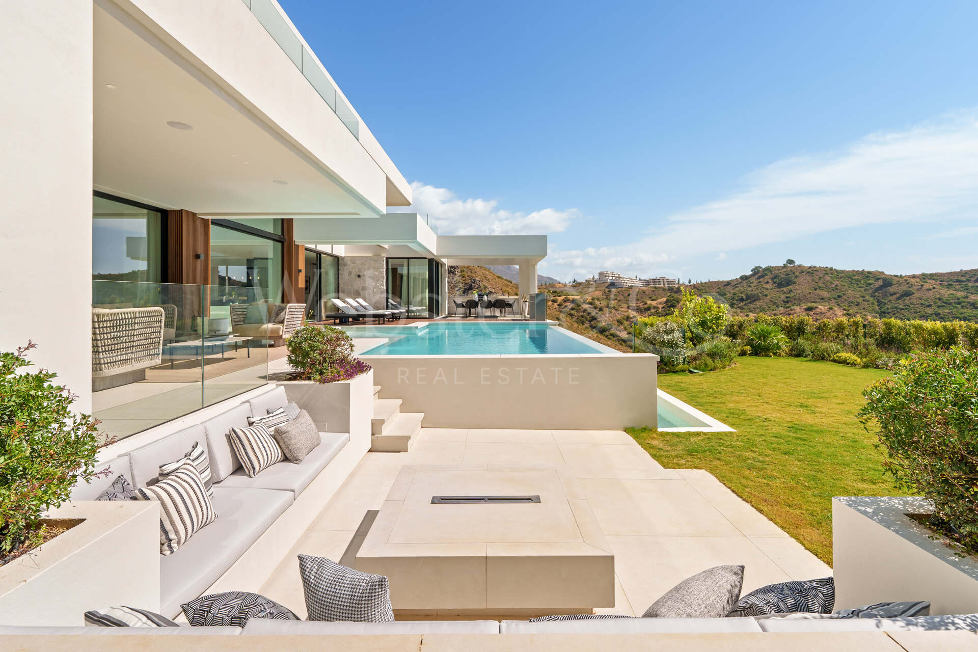 La Quinta 20 - Villa Moderna con Vistas Panorámicas