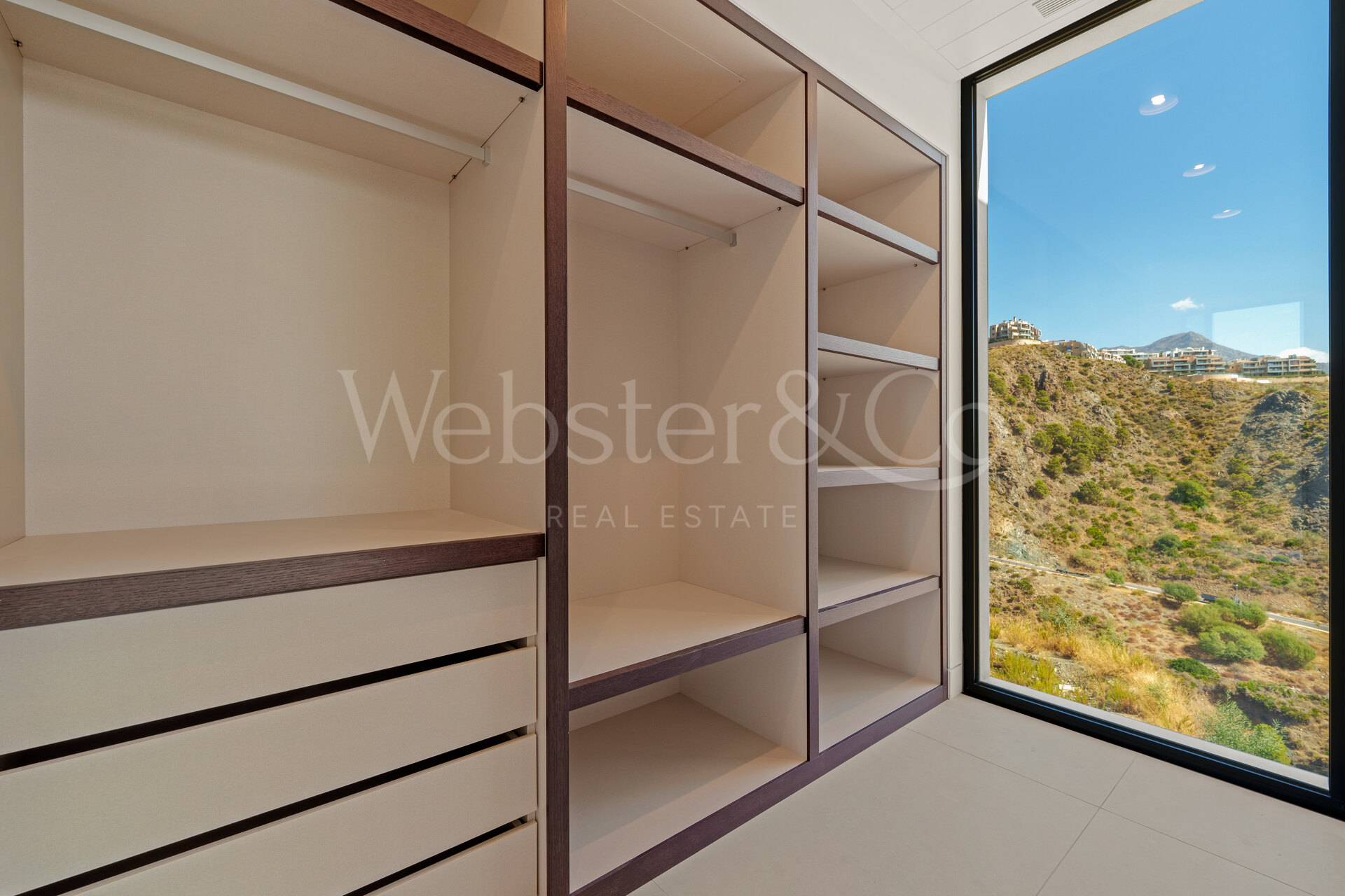 La Quinta 20 - Villa Moderna con Vistas Panorámicas