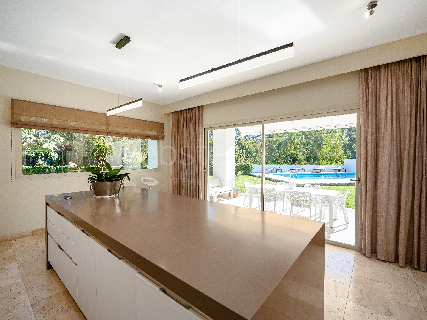 Villa Elysee – Hogar Elegante en Guadalmina Baja