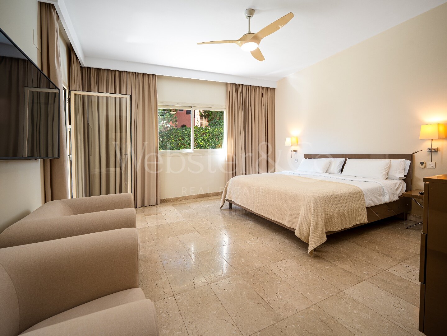 Villa Elysee – Hogar Elegante en Guadalmina Baja