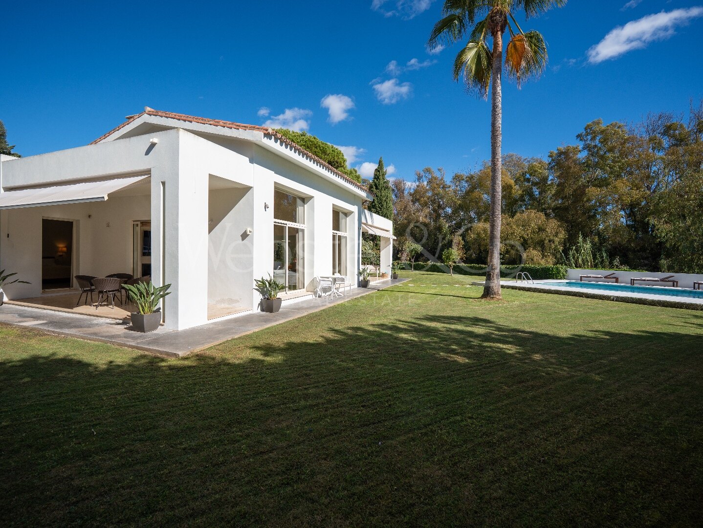 Villa Elysee – Hogar Elegante en Guadalmina Baja