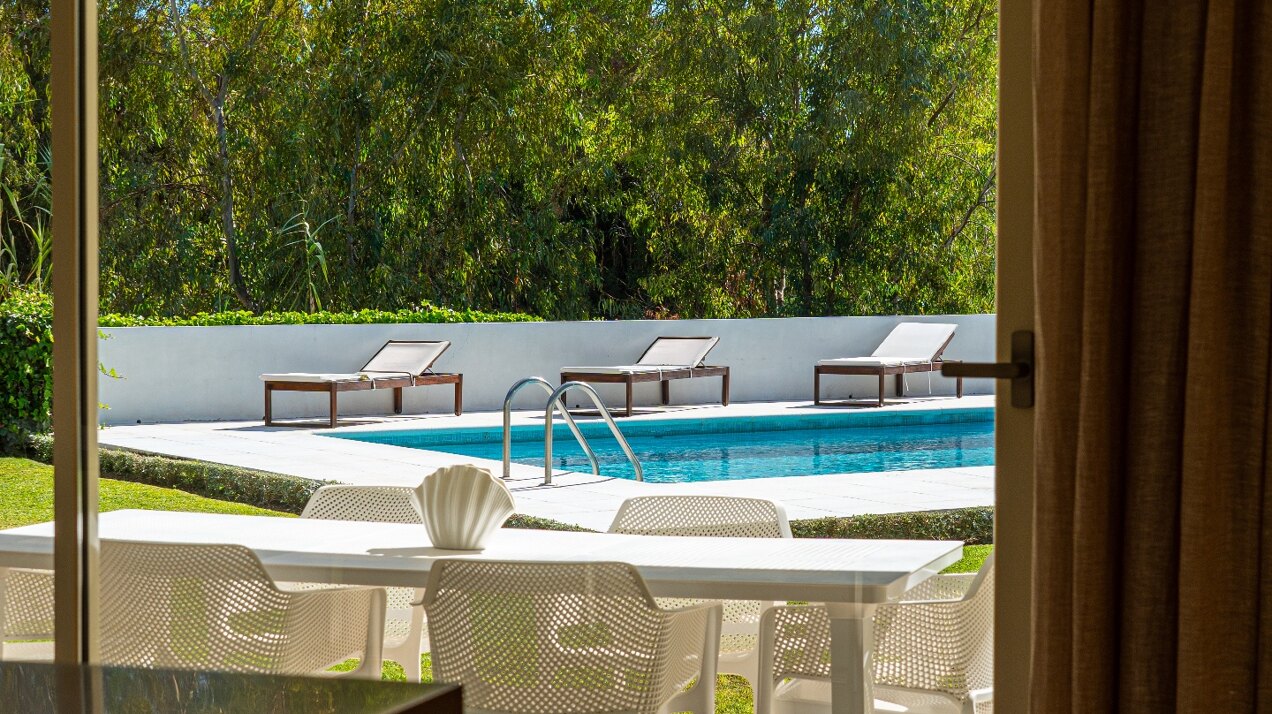 Villa Elysee - elegant living minutes from the beach