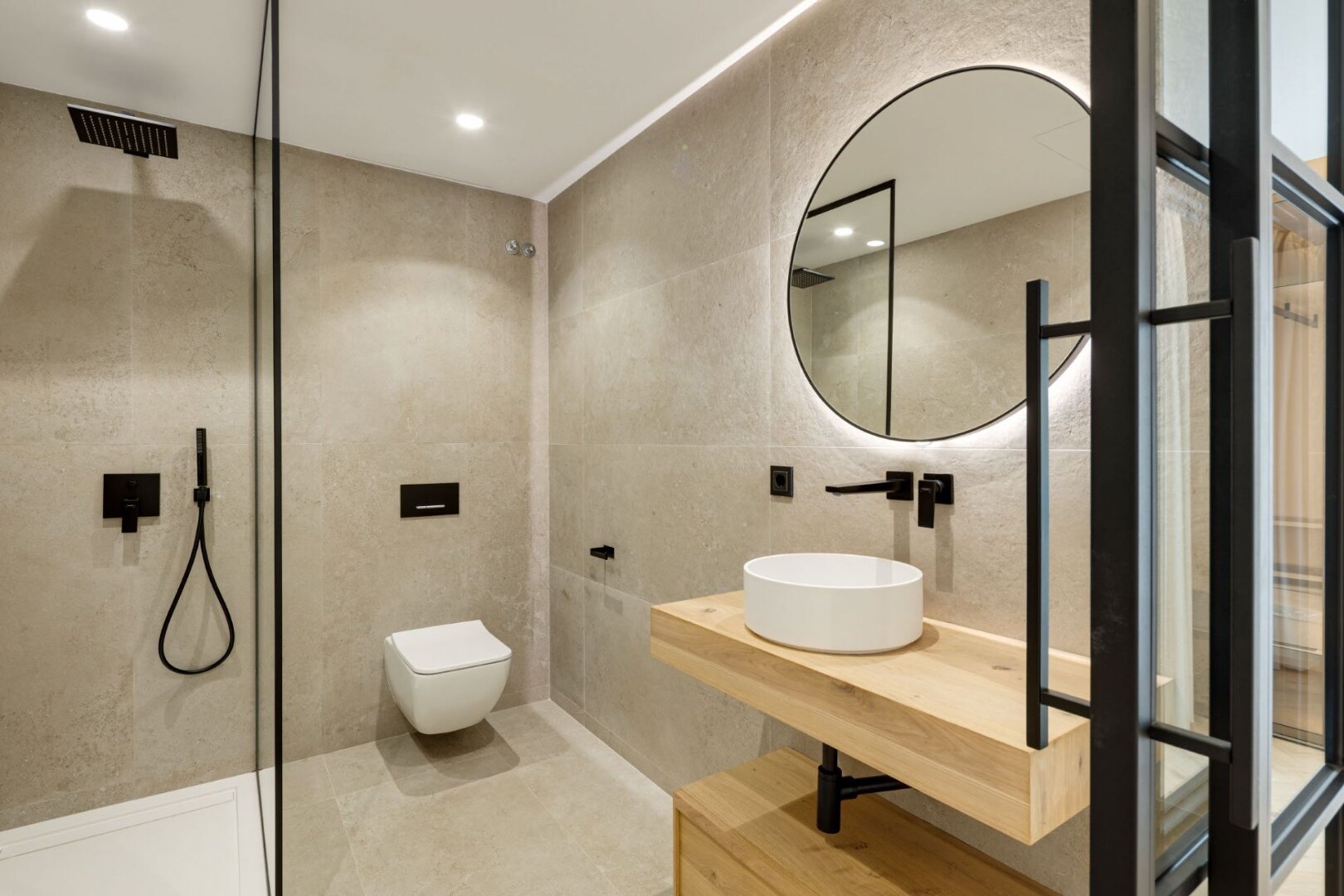 Villa Skyfall - Elegant Luxury in El Herrojo Alto