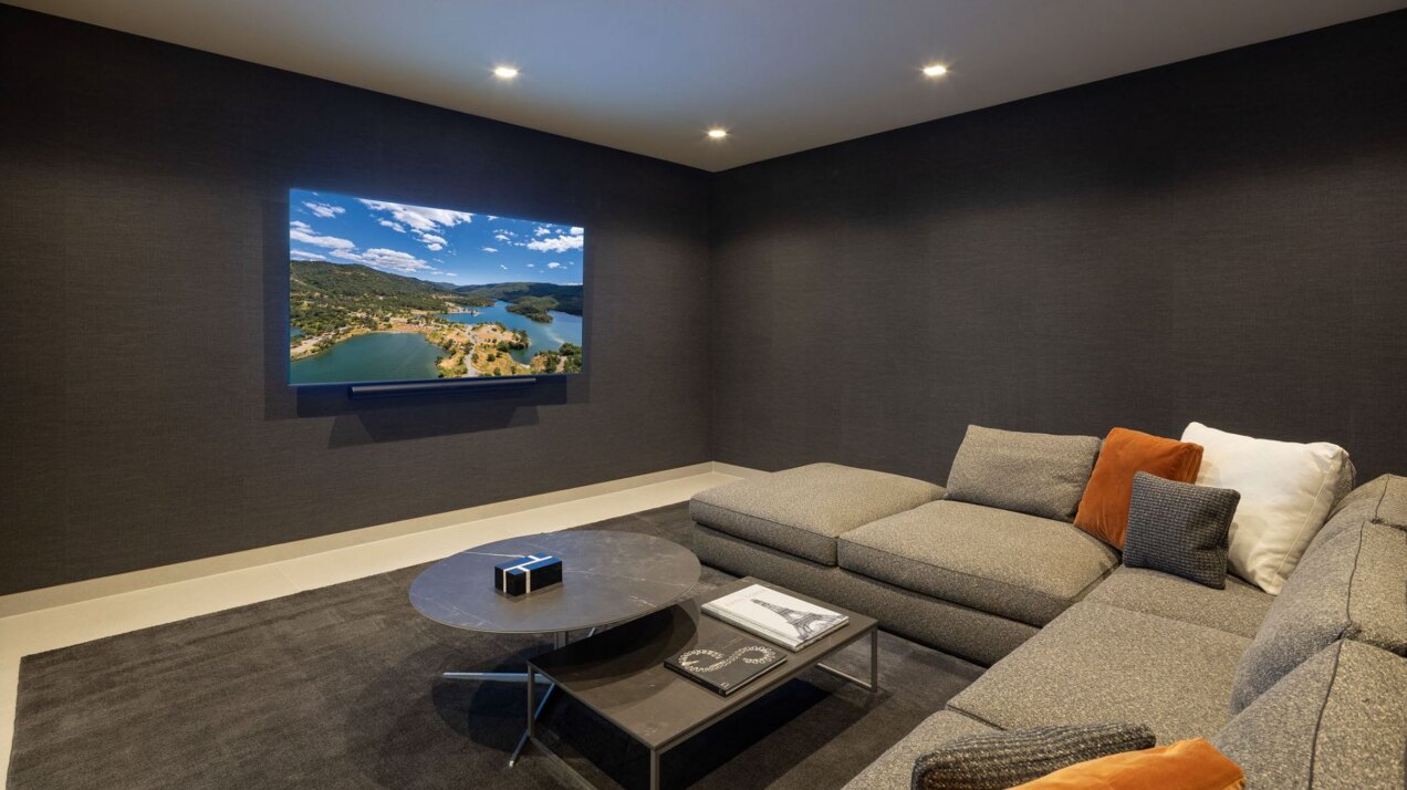 Villa Amara - Modern Property in Los Flamingos