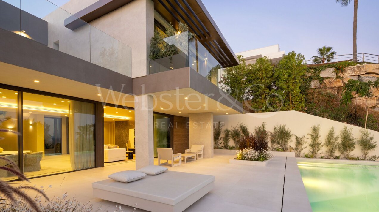 Villa Amara - Modern Property in Los Flamingos